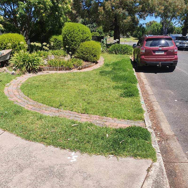 Lawn mowing and Maintenance Adelaide Hills