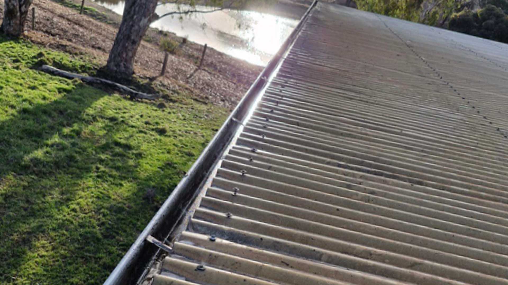 Professional Gutter Cleaning Service in the Adelaide Hills by Universal Gardens and Lawn